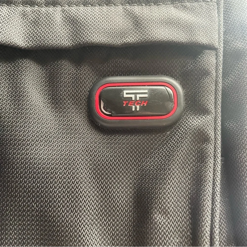TUMI T-TECH MESSENGER Bag With Shoulder Strap LAPTOP Work Bag Black 5114D